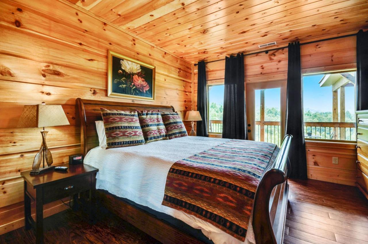 Gatlinburg Mansion Cabin Pittman Center Екстер'єр фото